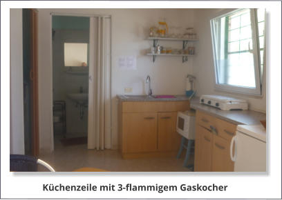 Küchenzeile mit 3-flammigem Gaskocher